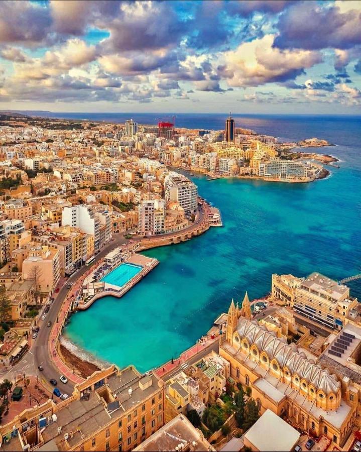 Balluta Bay Spacious Apt - 2Br Sliema Extérieur photo