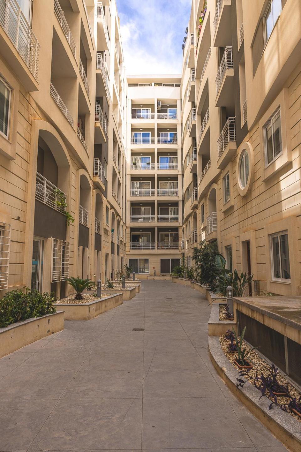 Balluta Bay Spacious Apt - 2Br Sliema Extérieur photo