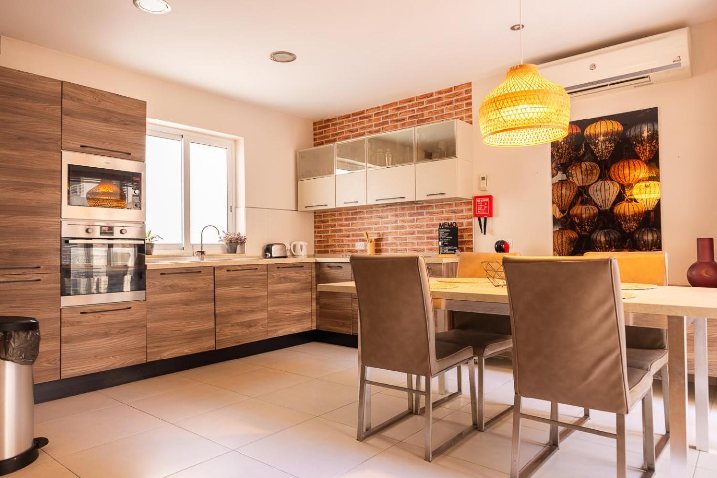 Balluta Bay Spacious Apt - 2Br Sliema Extérieur photo