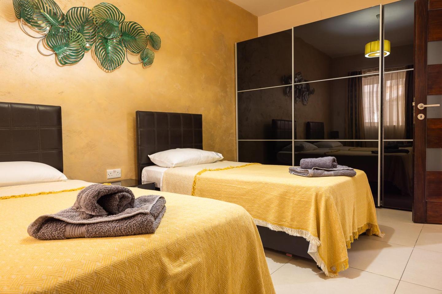 Balluta Bay Spacious Apt - 2Br Sliema Extérieur photo